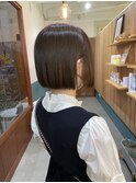 ミニボブ×オリーブベージュ