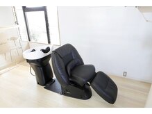 ここロヘアー(ここRo hair)の雰囲気（最新のフルフラットシャンプー台☆寝てしまうぐらいの寝心地です）