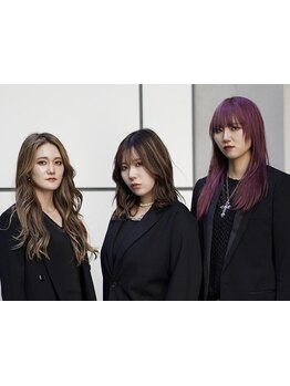 この冬は最旬ヘアで!mm単位で拘る“繊細な顔周り/レイヤー“で周りと差がつく*絶妙なバランスでこなれ感を