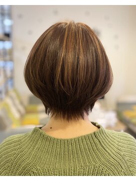 カルム(calme) 【水谷】くびれショート×白髪ぼかしハイライト