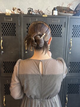 アチーブリス(achieve Liss) お呼ばれヘア