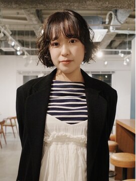 ヨー(Yoh-) 【ボブパーマ/中里千尋】レイヤーパーマ/ニュアンス/韓国