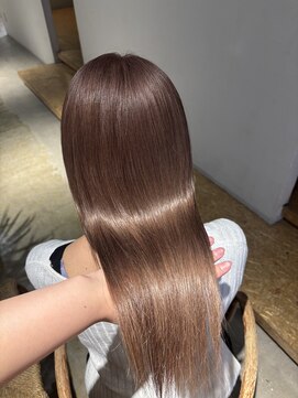 セブンベルベット(7 Velvet) ミルクティーベージュ【円口睦】