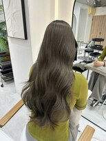 ジーナ ガーデンズ千早(Zina)&nbsp;柔らかオリーブベージュ 千早 美容室