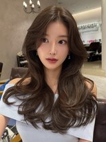 ウォーレントリコミニューヨーク ハービスエント大阪梅田店(WARREN TRICOMI NEW YORK) 韓国レイヤー