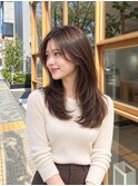 透明感カラーのセミロング