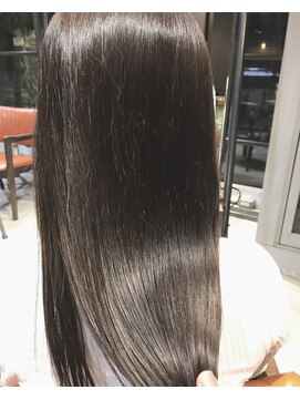 インス(ensue) ensue京都◇艶カラーココアブラウン美髪トリートメント◇中島