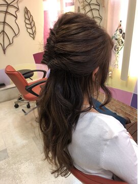 ルアージュ アトレヴィ 三鷹店 ハーフアップ［イルミナカラー/ヘナ/白髪染め/髪質改善］