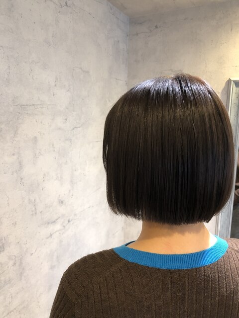 【est 新宿】SLEEK BOB シアーベージュ 美髪×髪質改善×ボブ