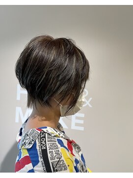 ビスヘアアンドメイク(BIS hair&make) ショートレイヤー