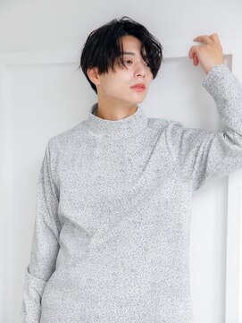 シロ 船橋(白silo) ツーブロックマッシュ/波巻き/ハイライト/束感[船橋駅/船橋]