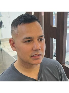 ロイヤルマン 梅田(ROYAL MAN) ボウズショート