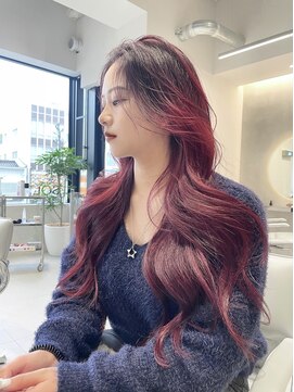 ソル 栄矢場町(SOL) レッドカラー/韓国ヘア/ヨシンモリ/レイヤーカット