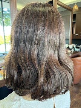 リタ ヘアメイク(Rita hair make) ミディアム ゆる波巻き