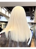 ホワイトブロンド/抜きっぱなしブリーチ/金髪ロング/銀座