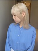 ホワイトベージュカラー