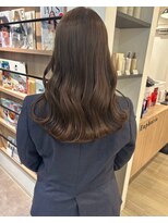 【担当きょうこ】赤み消しベージュ/オリーブベージュ/透明感