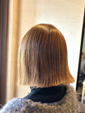 ココカラヘアー ニコ(cococara hair nico) ブリーチなし/ハイトーン/ミルクティー/インナーカラー/寒色