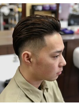 キングズバーバーショップ 本店(King's Barbershop) メンズカット/フェード/シェービング