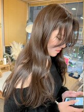 ブリーチなしで“垢抜け感”出せます◎暗髪でも光に透ける、こなれカラー［亀戸/錦糸町］