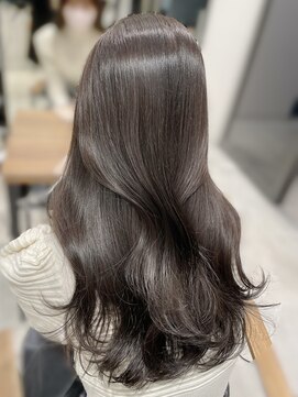 エヌアイ オモテサンドウ(ni omotesando) ☆上品ショコラグレージュカラー ツヤ感たっぷりケアカラー☆