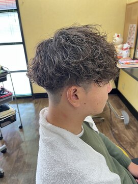 ヘアーズパッション(Hair's Passion) シャドウパーマ