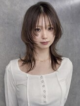 アイヴァン(AIVAN) ハッシュカット ウルフレイヤー ミディアムレイヤー iii