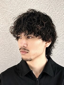 ノッツ(KNOTS) 細かなリッジのスパイラルパーマ