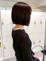 オーシャン(Ocean)&nbsp;ショートボブ 切りっぱなし 艶髪 髪質改善 ダークブラウン 20代