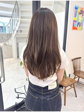 エブリ(evri) ロングレイヤー　レイヤーカット　カット　髪質改善　ストレート