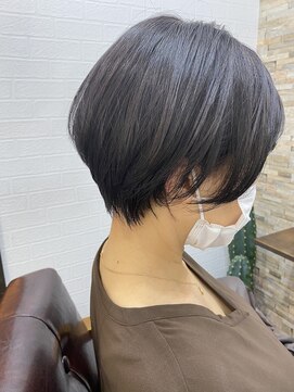 アトリエナガノ(atelier nagano) ショートボブ/ニュアンスカラー/センターパート/ブルージュ