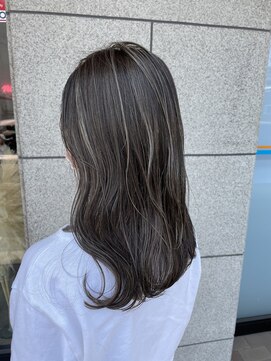 ナブラ(NABLA) 細めたっぷりハイライト