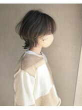 クルミ(kurumi)&nbsp;伸ばし途中もかわいく！カジュアルウルフ