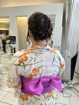 エクリフルール(equri fleur) 【目黒】編み込みアップ アレンジ