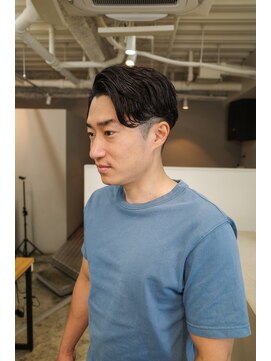 スレイ 西宮(SLAY) 波巻きハイライトアップバングツーブロックマッシュ