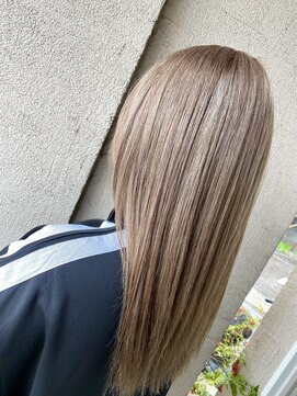 アラヘアー(ara HAIR) スモークベージュ