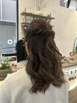 アロッタ 梅田茶屋町(alotta)&nbsp;お呼ばれに◎上品で可愛い編み込みハーフアップ/ヘアセット