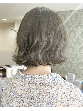 ソルト(Salt) 透明感たっぷり！外国人風カラー♪