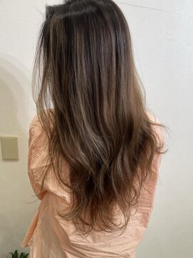 ラテ ヘア リリィ(latte hair lily) 大人可愛い/ロングヘア