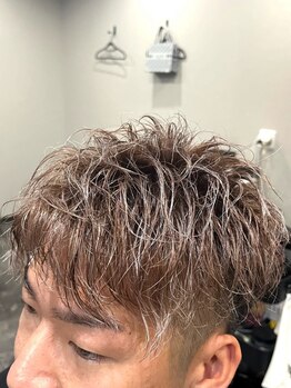 再現性が高く、伸びても扱いやすいスタイルを創り上げます☆自宅でもサロン帰りのクオリティが続く！