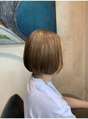 ハイトーンボブ ミルクティベージュ