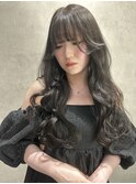 ダークグレージュ/ロングスタイル/レイヤー/前髪/波巻き