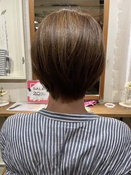 ビグディーサロン 武庫川(BIGOUDI salon) 【岡林健太】ショートボブ