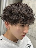 渋谷外国人風パーマプードルパーマ強めシャドウパーマ20代学生