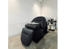 シル 調布(SIL.)の雰囲気(フルフラットのシャンプー台で癒しの空間をご提供します*)