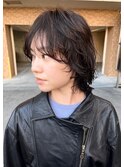 ミディアムのカーリーへア