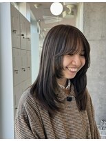 オルセン(OLSEN) ミディアムヘア/ローレイヤー/レイヤーカット/オリーブベージュ