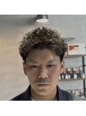 無造作スパイキーパーマ