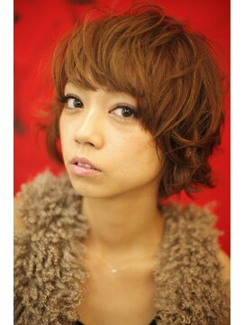 ブーケ(BOUQUET) 目が大きく見えるショートボブ