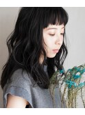 黒髪ミディアム